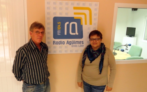 Con Javier en Radio Aguimes (1)